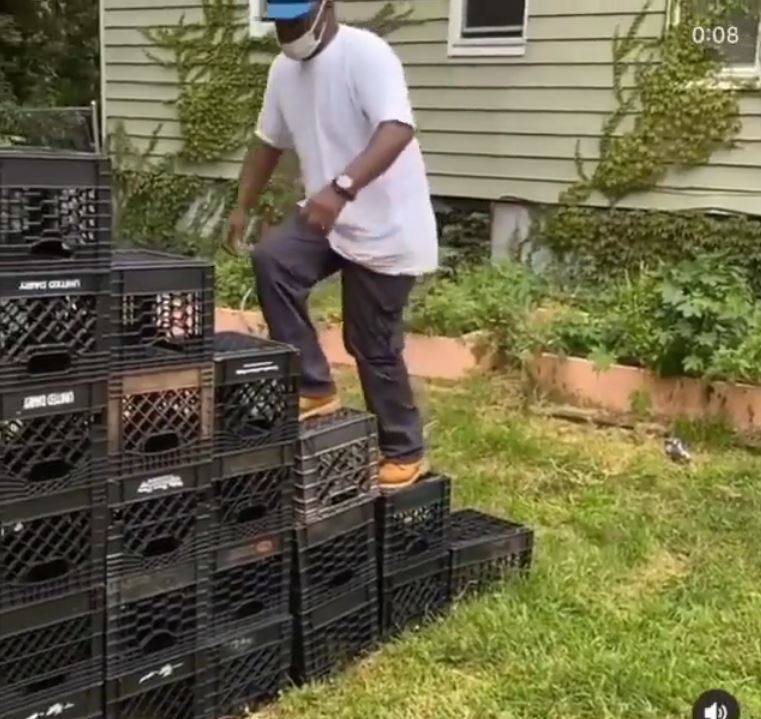 Các clip của thử thách đã thu hút hàng triệu lượt xem trên mạng xã hội.