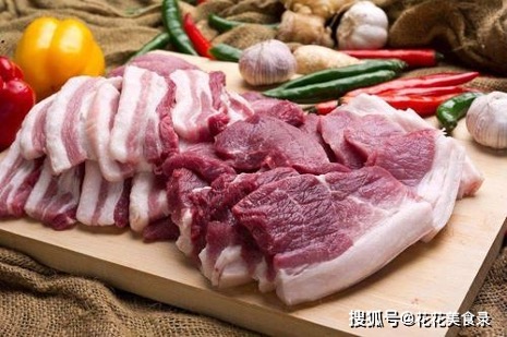 Đừng rửa thịt lợn với nước lọc, dùng cách này để thịt thơm và ngon - 1