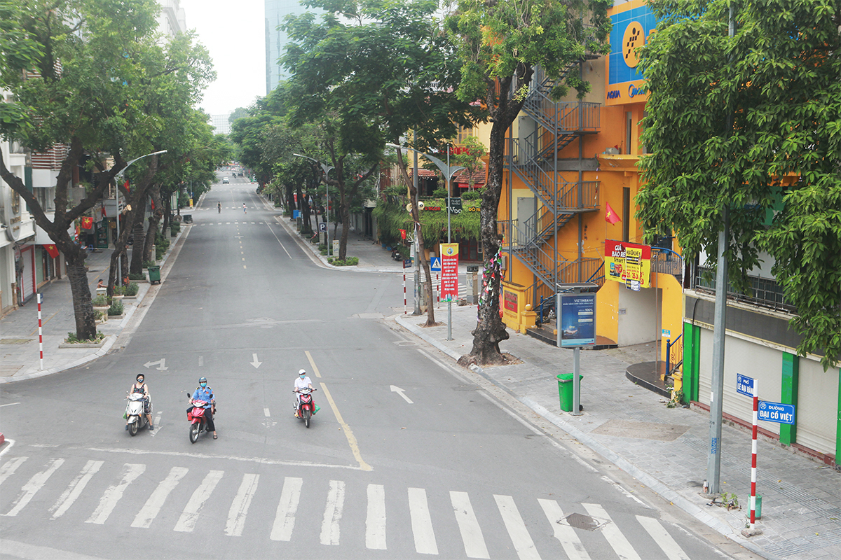 Hình ảnh khác lạ trên các phố phường Hà Nội trong ngày 2/9 năm nay - 17