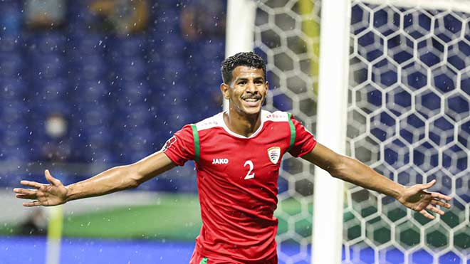 Al Sabhi ghi bàn thắng đưa Oman tới chiến thắng gây sốc 1-0 trước Nhật Bản