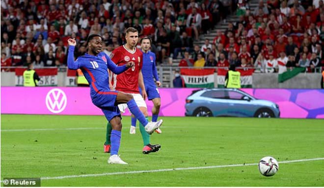 Raheem Sterling ghi bàn mở tỷ số và kiến tạo cho Harry Kane lập công khi ĐT Anh đại thắng ĐT Hungary 4-0