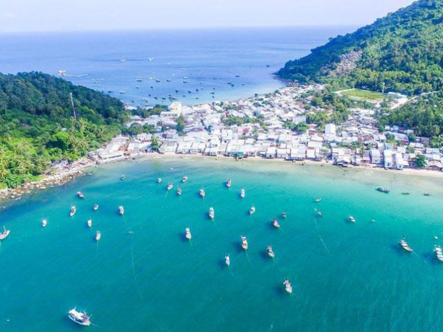 Du lịch - Lại Sơn - viên ngọc của biển