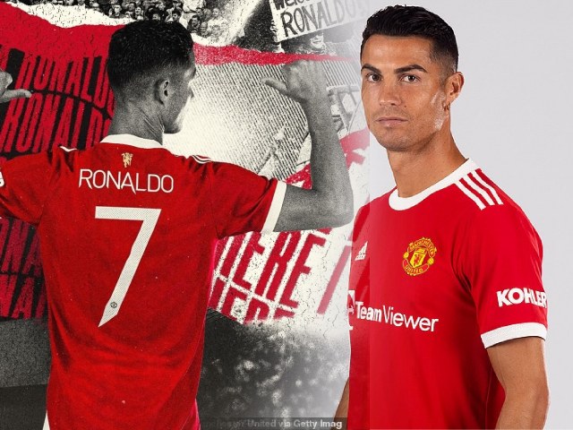 Bóng đá - Áo số 7 của Ronaldo "gây bão" lọt top đắt giá nhất lịch sử, MU hưởng lợi