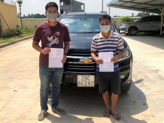 Pháp luật - Phát hiện 2 đối tượng sửa kết quả test nhanh Covid-19 để ‘thông chốt‘