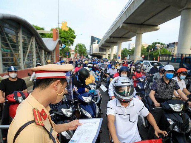 Kinh doanh - Hà Nội cấp giấy đi đường cho doanh nghiệp như thế nào?