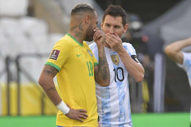 Neymar và Messi đều đá chính khi Brazil chạm trán Argentina tại vòng loại World Cup 2022 khu vực Nam Mỹ. Tuy nhiên, trận đấu bất ngờ bị gián đoạn ở phút thứ 5, khi các cảnh sát và nhân viên y tế Brazil lao vào sân để bắt 4 cầu thủ Argentina là Emiliano Martinez, Emiliano Buendia, Cristian Romero và Giovani Lo Celso vì cho rằng họ đã vi phạm luật phòng chống Covid-19 tại Brazil.