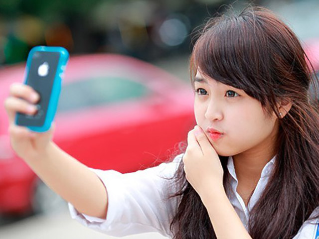 Thời trang Hi-tech - Top smartphone nhỏ gọn nhưng xịn nhất năm 2021