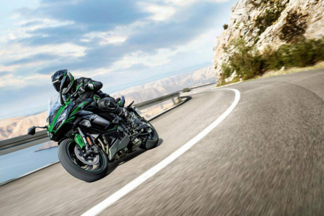 Cận cảnh Kawasaki Ninja 1000SX 2022 ngập tràn công nghệ - 11