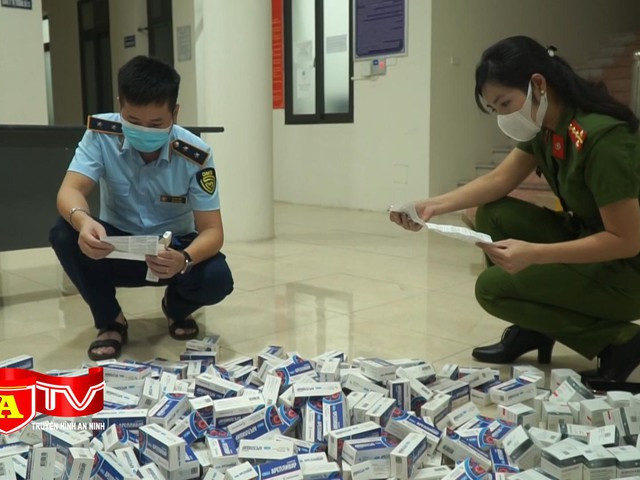 Tin tức trong ngày - Phát hiện 450 hộp thuốc điều trị Covid-19 không rõ nguồn gốc