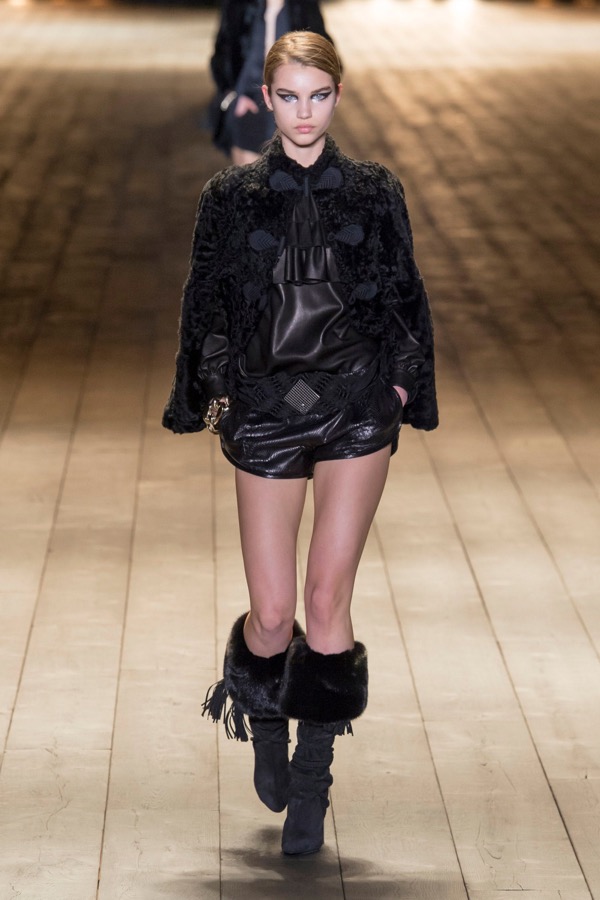 Anthony Vaccarello và những khoảnh khắc đáng nhớ trên sàn diễn thời trang - 8