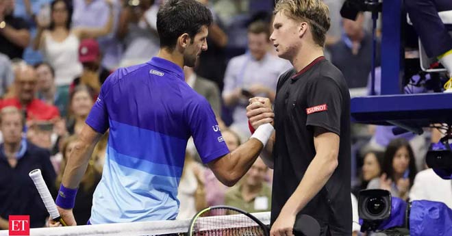 Novak Djokovic gặp khó khăn ngoài dự tính khi chạm trán tài năng trẻ của nước chủ nhà Mỹ Jenson Brooksby