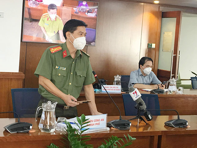 Tin tức trong ngày - Công an TP.HCM lý giải tình trạng "bom hàng" đi chợ hộ