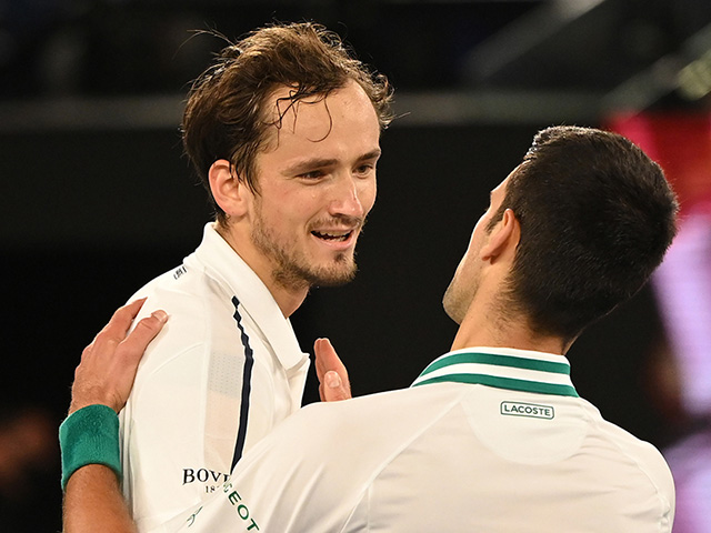 Thể thao - Nóng nhất thể thao sáng 9/9: Medvedev bực tức khi bị hỏi nhiều về Djokovic