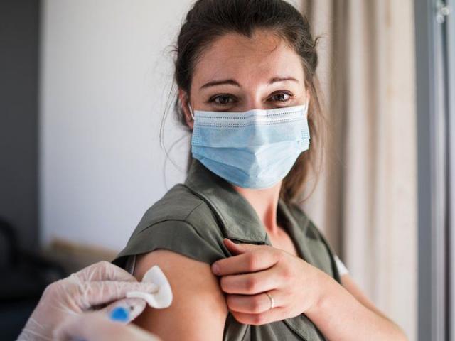 Thế giới - Phát hiện mới về khả năng miễn dịch ở người tiêm một mũi vaccine sau khi khỏi Covid-19