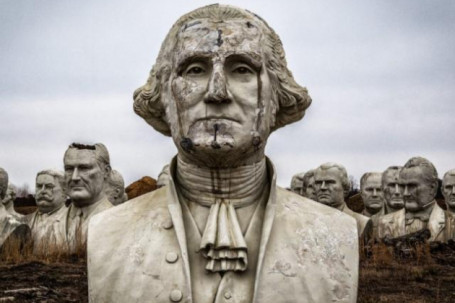 Cánh đồng kỳ lạ chứa 42 tượng bán thân của tổng thống Mỹ