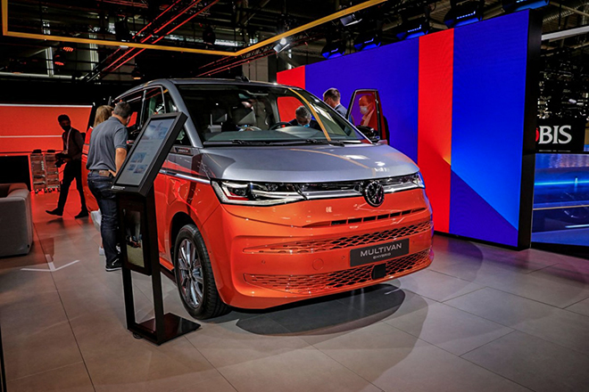 Volkswagen T7 Multivan lần đầu ra mắt toàn cầu - 1