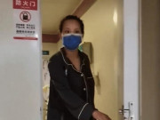 Phi thường - kỳ quặc - Chồng hồi hộp đợi vợ trước phòng sinh, sững sờ không nói nên lời khi cánh cửa bật mở