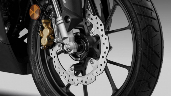 Cận cảnh mô tô thể thao Honda CBR150R 2021 giá 67 triệu đồng - 3