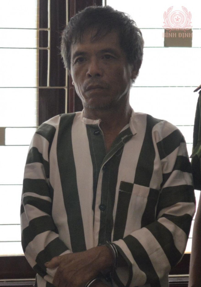 Đối tượng Cao Thanh Xuân sau khi bị bắt theo lệnh truy nã. Ảnh: Công an Bình Định