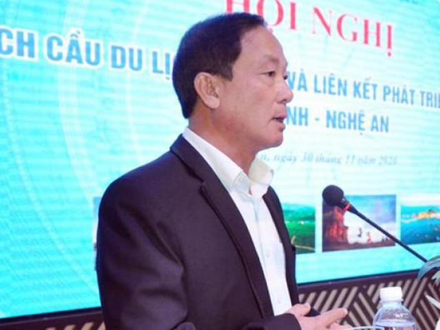 Tin tức trong ngày - Tin tức 24h qua: Chơi golf giữa lệnh cấm, Giám đốc Sở Du lịch bị miễn nhiệm chức vụ