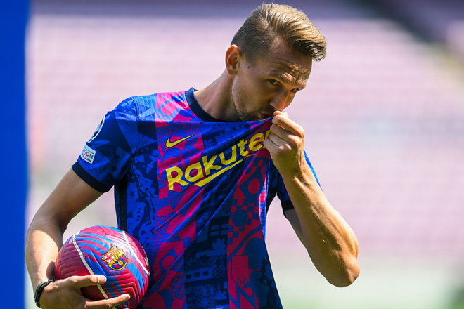 Barcelona ra mắt Luuk De Jong, bản hợp đồng cuối cùng trong hè 2021