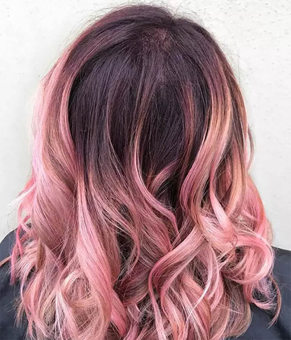 Tóc nâu hồng: Tóc nâu hồng là một kiểu tóc dịu dàng và bắt mắt, là sự kết hợp tuyệt vời giữa sắc nâu chất lượng và màu hồng ngọt ngào. Nó giúp bạn trông trẻ trung, tươi mới và đầy sức sống. Hãy bấm vào hình ảnh để khám phá thêm lợi ích của tóc nâu hồng và cách tạo ra kiểu tóc này của riêng bạn.