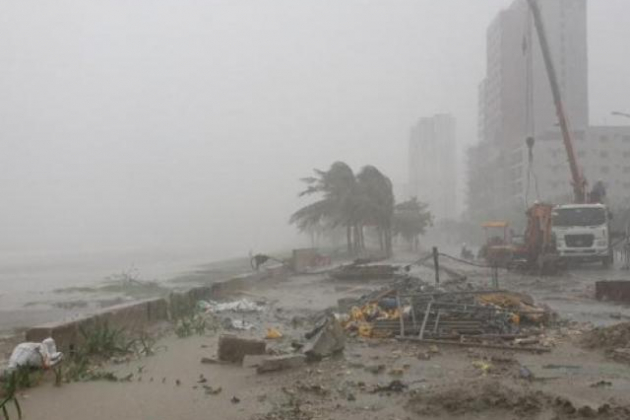 Bão Côn Sơn đang trên vùng biển Thừa Thiên Huế-Quảng Ngãi, mưa to, gió giật nhiều nơi