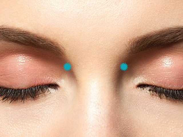 Làm đẹp - Massage mắt, thật dễ dàng và thư giãn với 5 bước