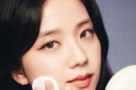 "Sao" làm đẹp: 10 phút makeup để xinh như “hoa hậu Kpop” Jisoo