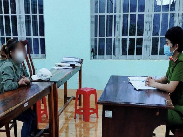 Pháp luật - 7 người tụ tập ăn nhậu lúc đang giãn cách bị phạt 70 triệu đồng