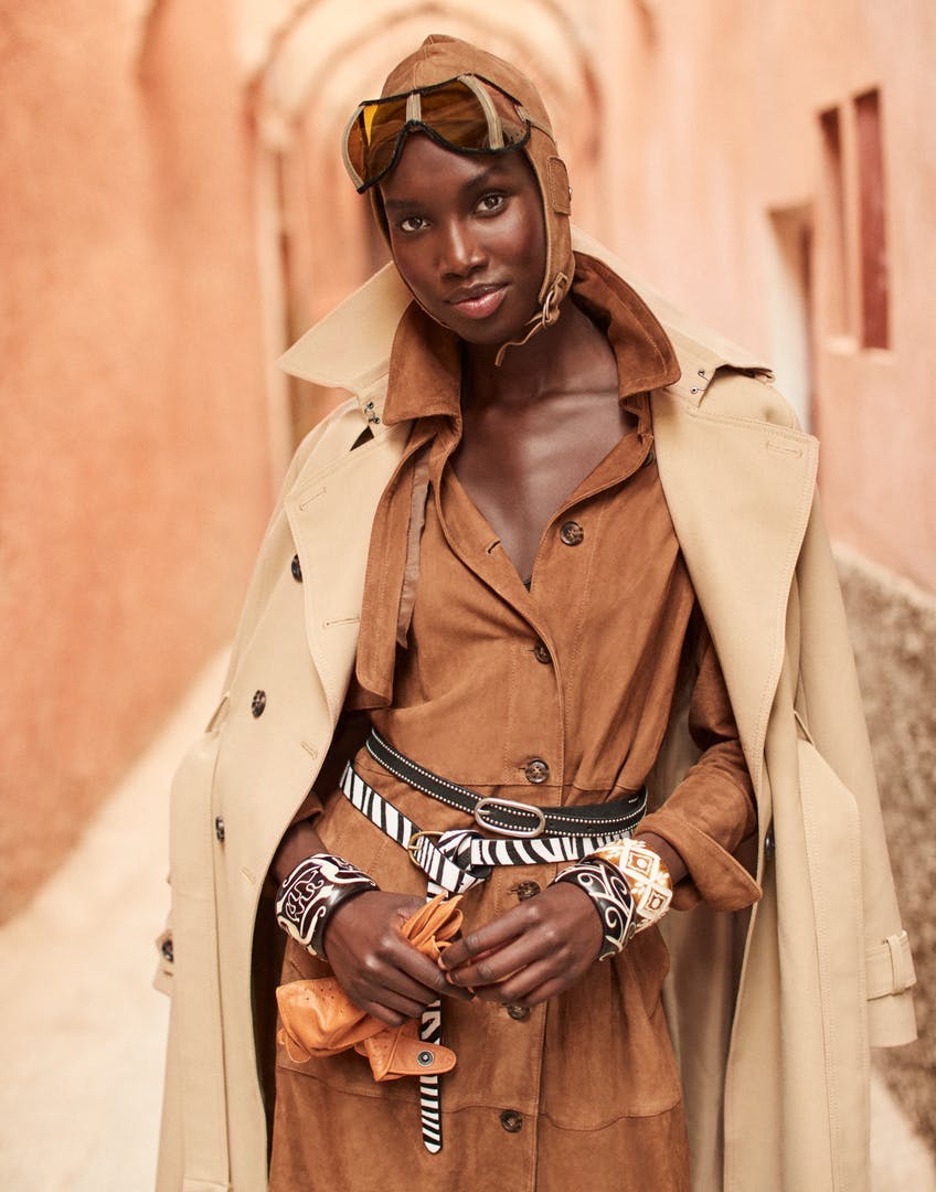 Sa mạc cháy bỏng trong bộ sưu tập của nhà mốt quen thuộc - 2