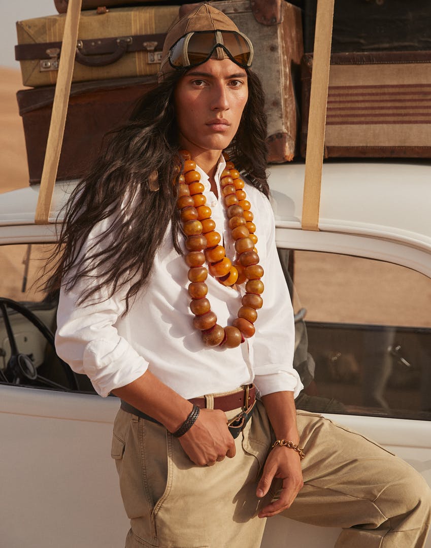 Sa mạc cháy bỏng trong bộ sưu tập của nhà mốt quen thuộc - 5