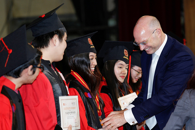 12 học sinh đoạt học bổng du học trị giá hơn 60 tỷ đồng