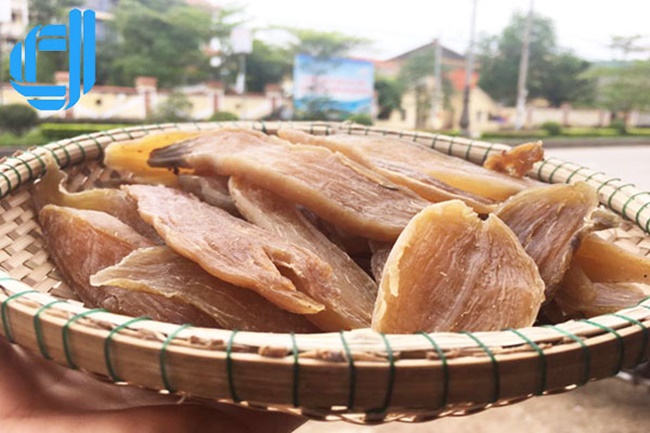 Với giá bán như vậy có hộ thu nhập 15 triệu đồng/tháng từ sản phẩm dân dã này mà trước đây ít ai ngờ có thể kiếm tiền