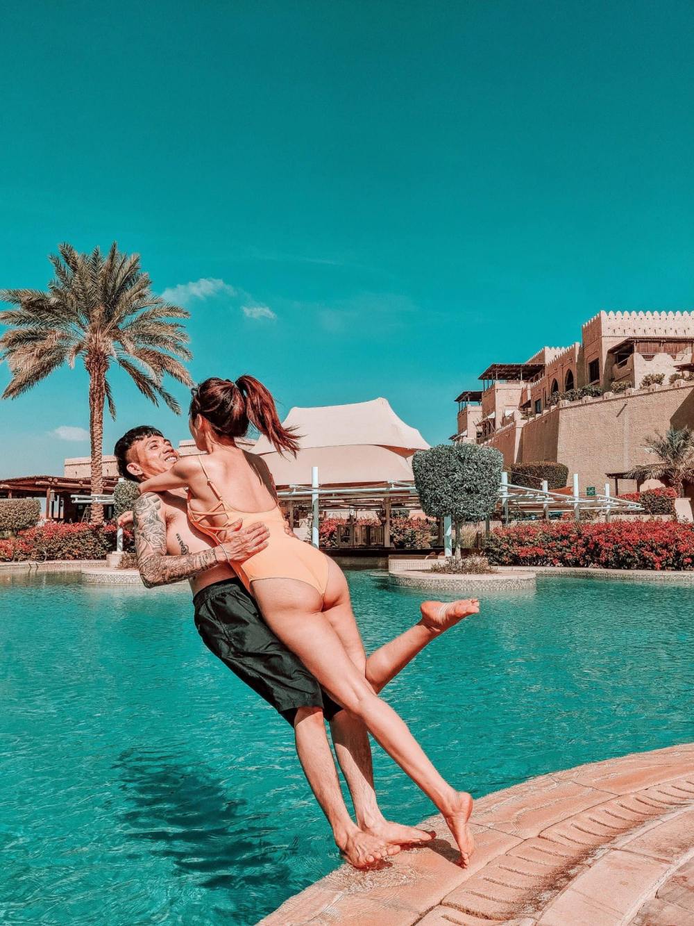 Những thước hình ấn tượng của vợ chồng Mina Phạm - Minh Nhựa luôn được đầu tư hoành tráng.