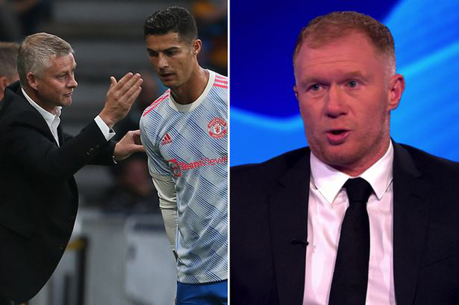 Scholes thất vọng trước những quyết định của HLV Solskjaer