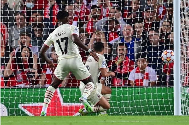 Brahim Diaz có mặt đúng lúc để đưa AC Milan bất ngờ dẫn trước Liverpool 2-1