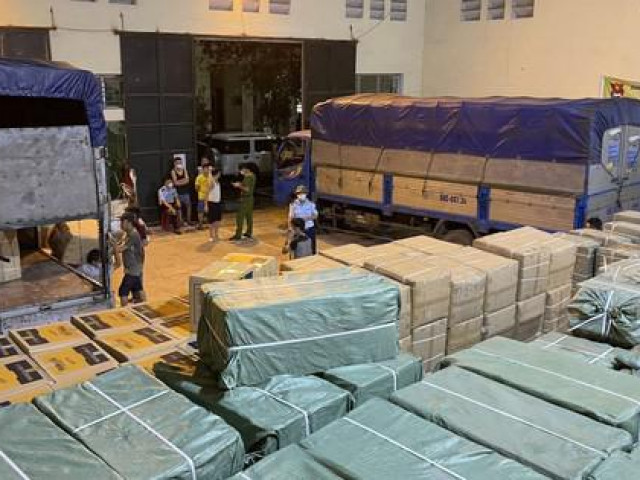 Pháp luật - Bắt một người Trung Quốc chủ kho hàng giả cực "khủng"