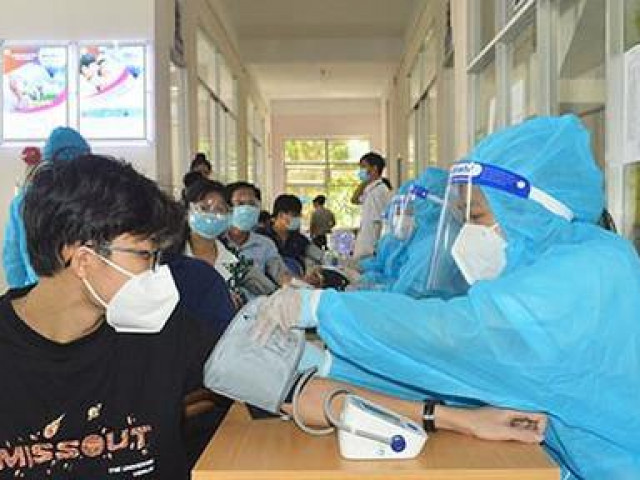 Tin tức trong ngày - Đã kiểm tra, xác định có 57 trẻ dưới 18 tuổi tiêm vắc xin Covid-19