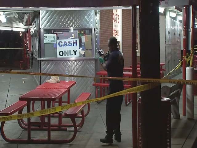 Bóng đá - Thảm kịch bóng đá Bắc Mỹ: CĐV quá khích gây chiến, 3 người thương vong