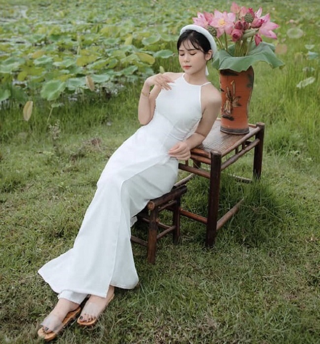 Hân Huyền - con gái nghệ sĩ Hiệp Gà - có tên đầy đủ là Dương Nguyễn Hân Huyền. Cách đây không lâu, nam diễn viên hài đã tự hào khoe hình ảnh con gái đầu lòng trên trang cá nhân.
