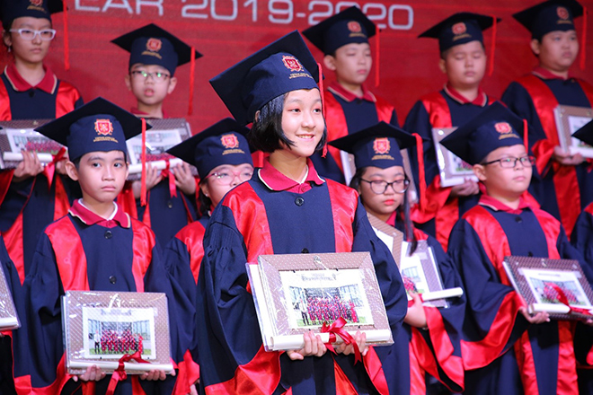 Điểm số của học sinh VAS cao hơn mức bình quân thế giới ở các kỳ thi Cambridge từ Tiểu học đến Trung học