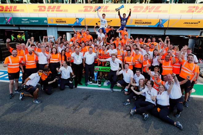 Niềm vui lớn dành cho đội đua McLaren