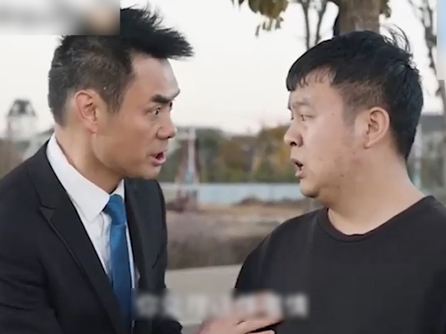 Cười 24H - Suốt ngày bị sếp bắt tăng ca, nhân viên nghĩ kế dọa sếp một phen khiếp vía