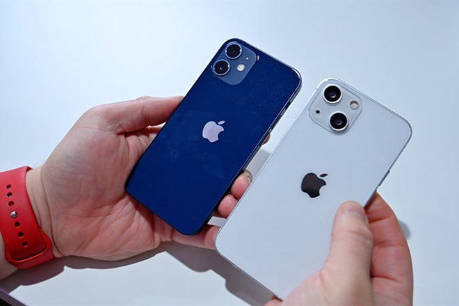 Chọn iPhone nhỏ nhất: iPhone 13 mini, 12 mini hay SE 2020?