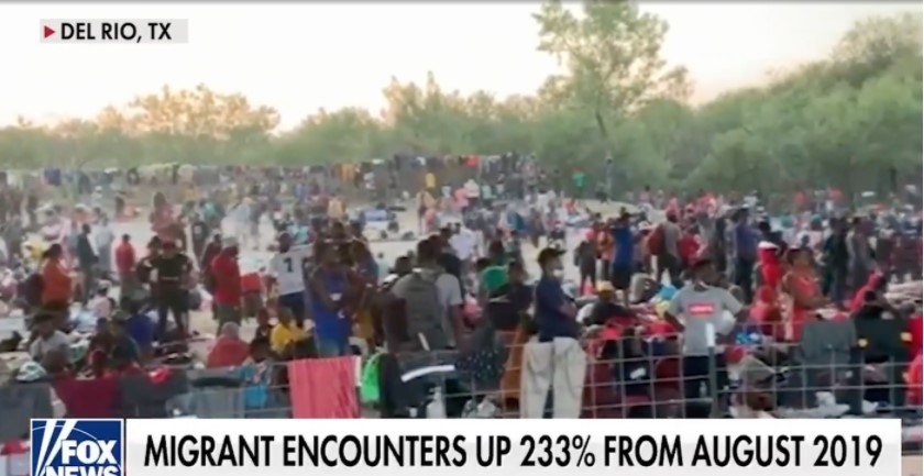 Fox News cho biết số người di cư trong tháng 8 năm nay đã tăng tới 233% so với năm 2019. Ảnh: Fox News