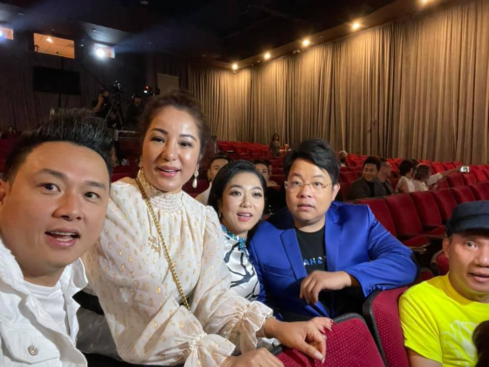 Hàn Thái Tú, danh hài
Thúy Nga, ca sĩ Quang Lê...