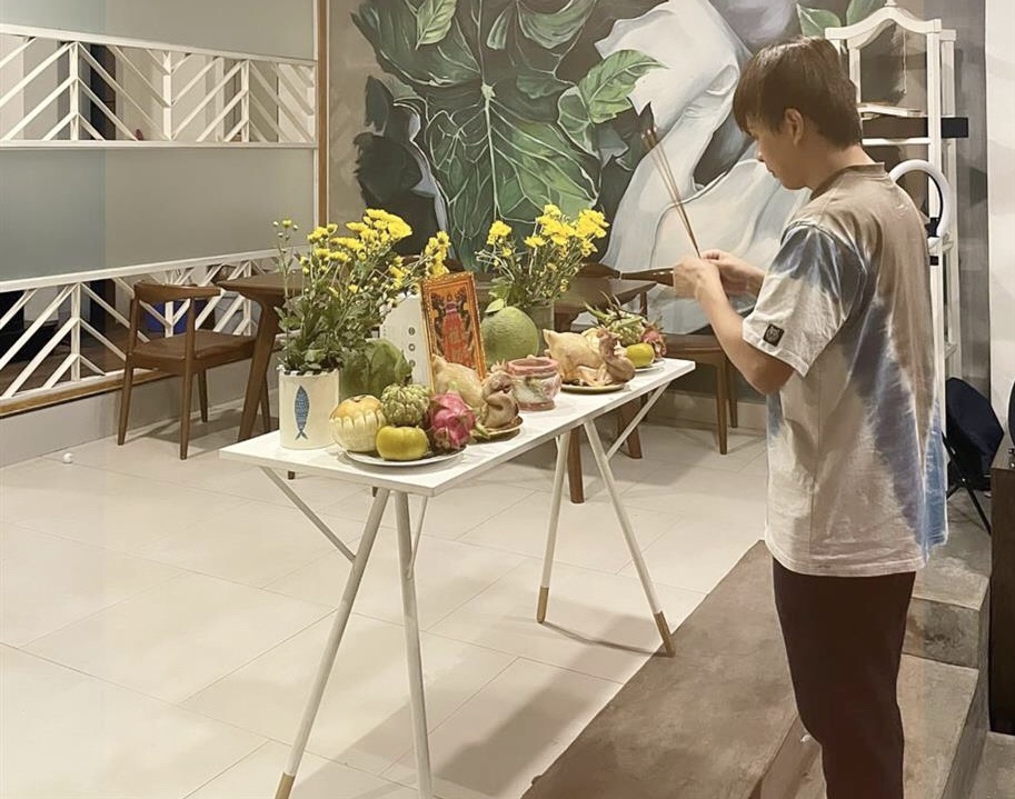 Trấn Thành nói 1 câu gây chú ý trong ngày cúng Tổ nghề sân khấu - 9