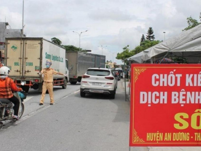 Tin tức trong ngày - Nhiều địa phương nới lỏng quy định đối với người về từ "vùng xanh" Hà Nội