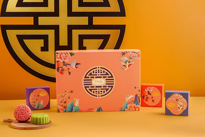 Bánh Trung thu Richy mang vẻ đẹp thanh nhã, tinh tế, cùng với nhiều hương vị ấn tượng